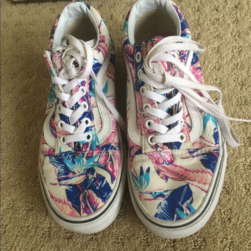 Vans old school size 8